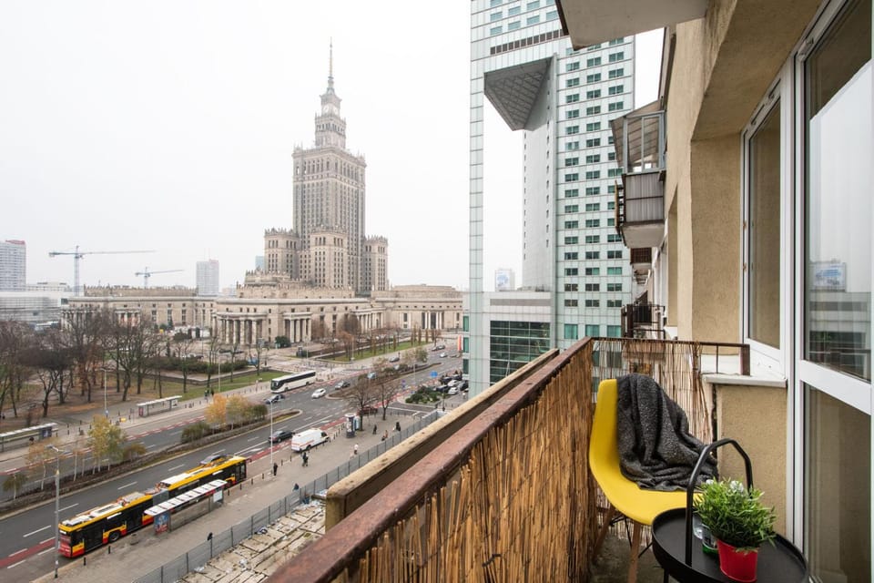 Day, Neighbourhood, City view, Street view