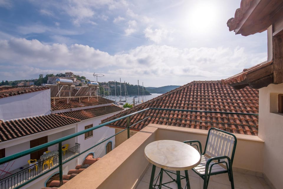 View (from property/room), Balcony/Terrace