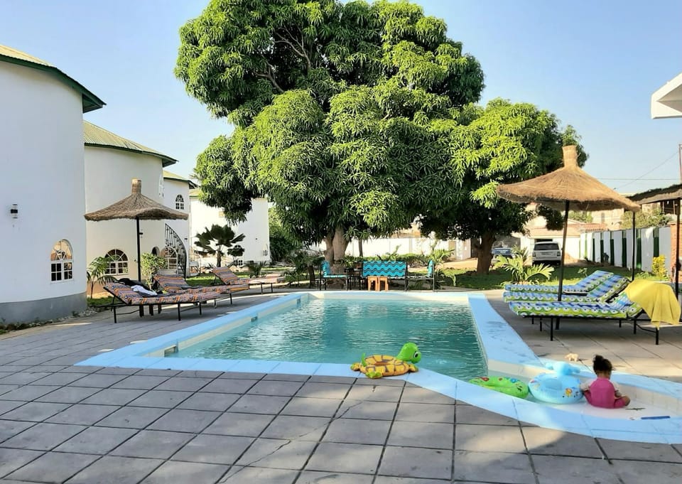 Day, Garden, Swimming pool, Swimming pool, children, sunbed