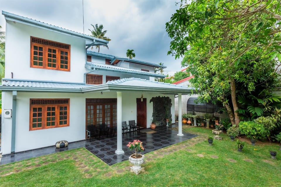 Property building, Garden, Garden view