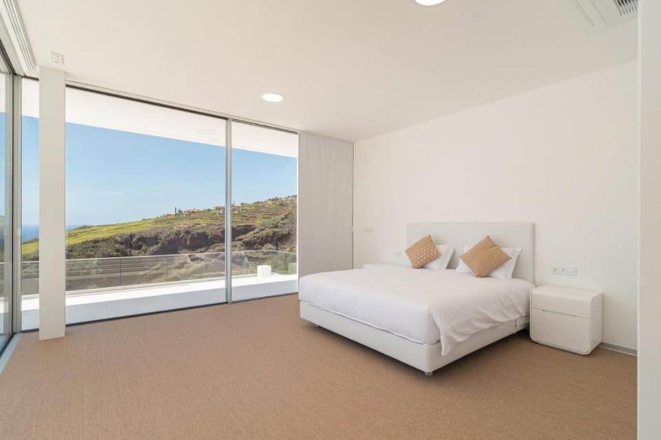 Property building, Living room, Bedroom