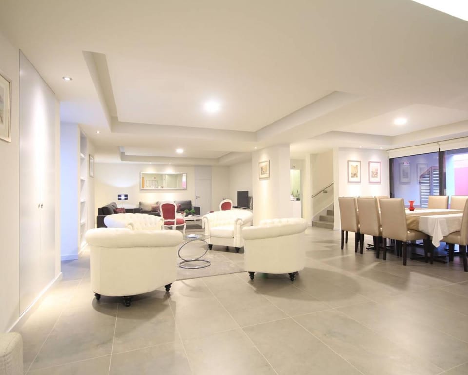 Property building, Living room