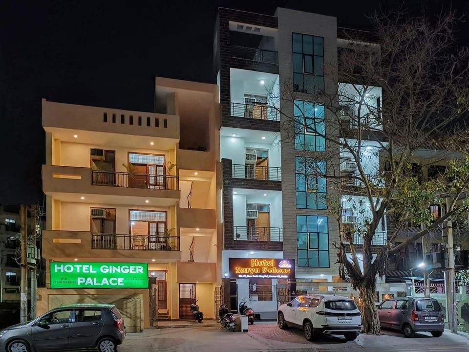 Property building, City view, Street view, Location, Parking