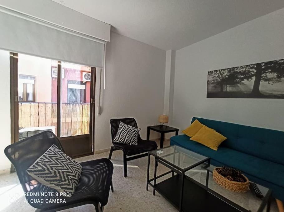 Living room, Dining area, air conditioner