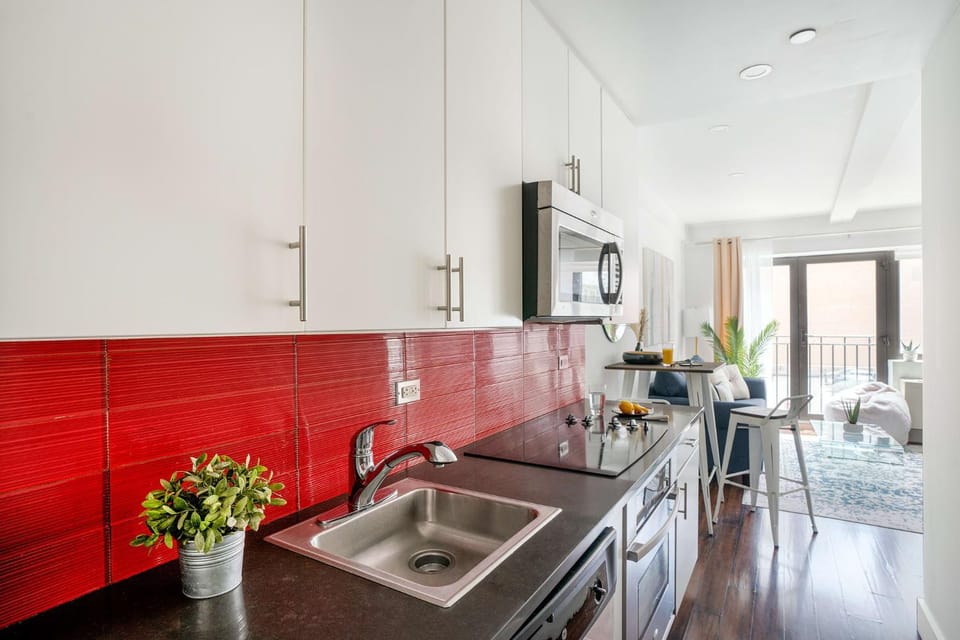 809-3A 1BR Columbus Circle Elevator W D Apartment in Midtown