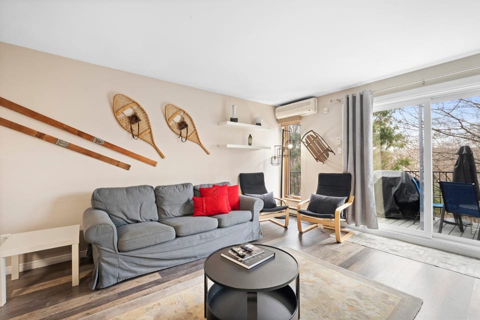 Tremblant Rocher Soleil Ski In Ski Out 2 Bedroom House in Mont-Tremblant