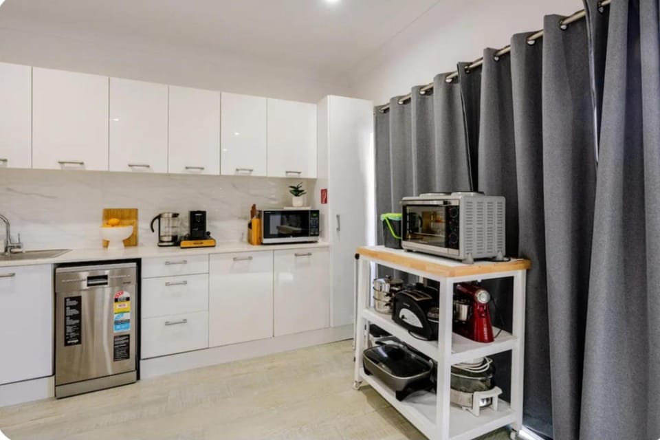 Oscar's at Banora Pet-Friendly Coastal Stay Apartment in Fingal Head