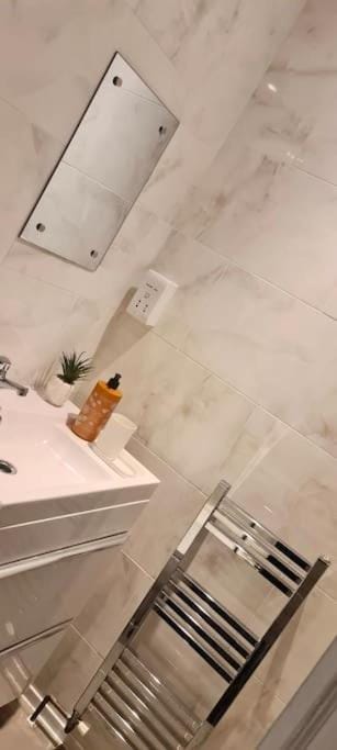 New Build Cosy Duplex Modern Apartment Greater Manchester Apartment in Manchester