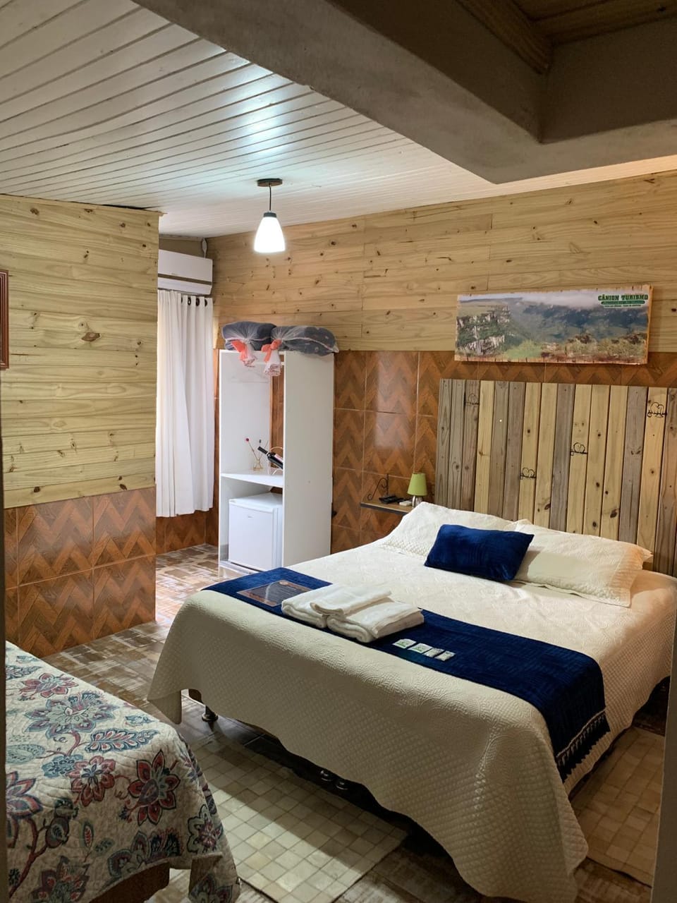 Bedroom, microwave, oven
