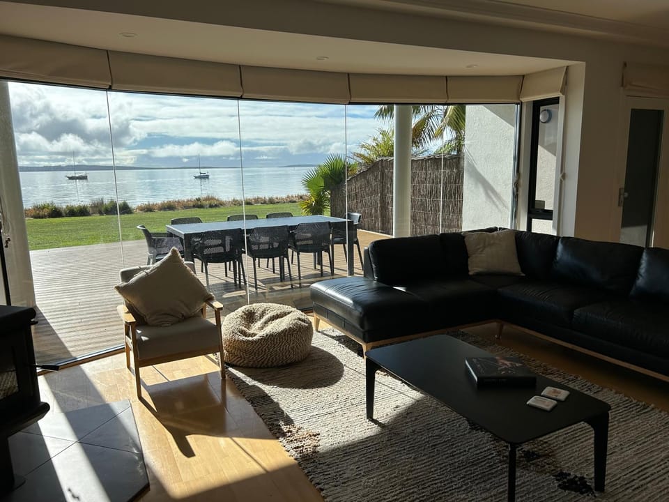 Kiana Beach House House in Port Lincoln