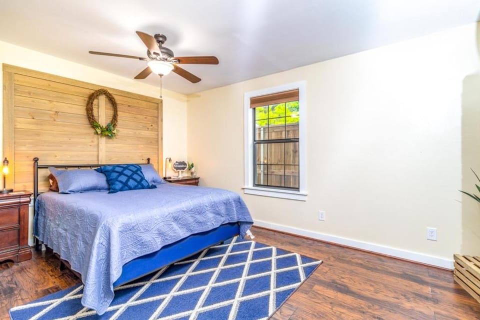 Cypress Star in Bandera Bed and Breakfast in Bandera