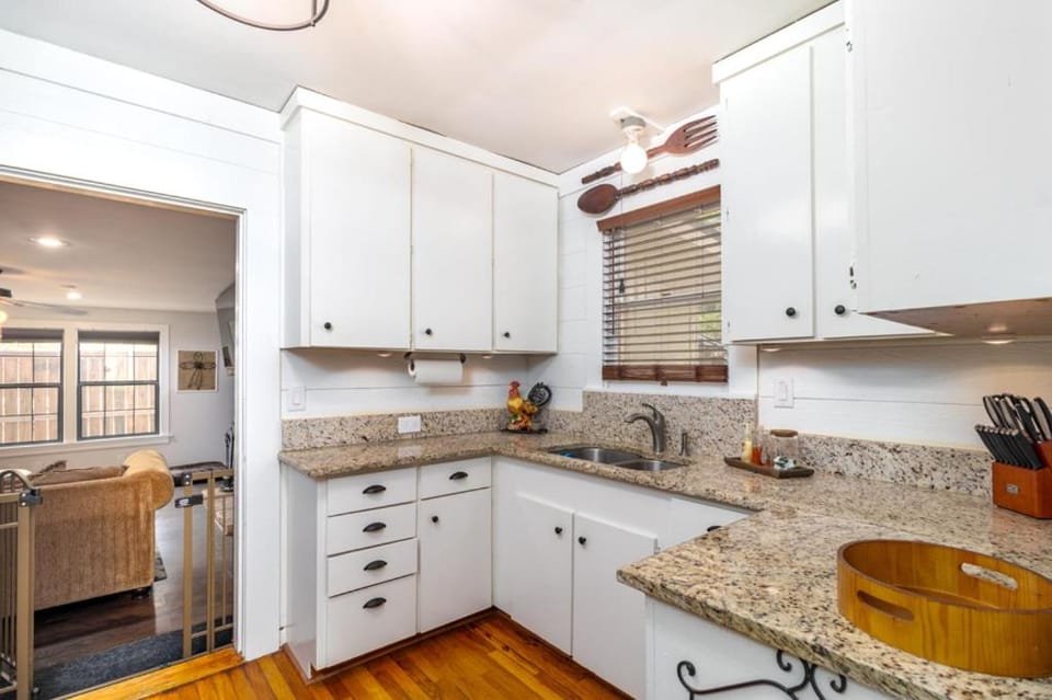 Cypress Star in Bandera Bed and Breakfast in Bandera