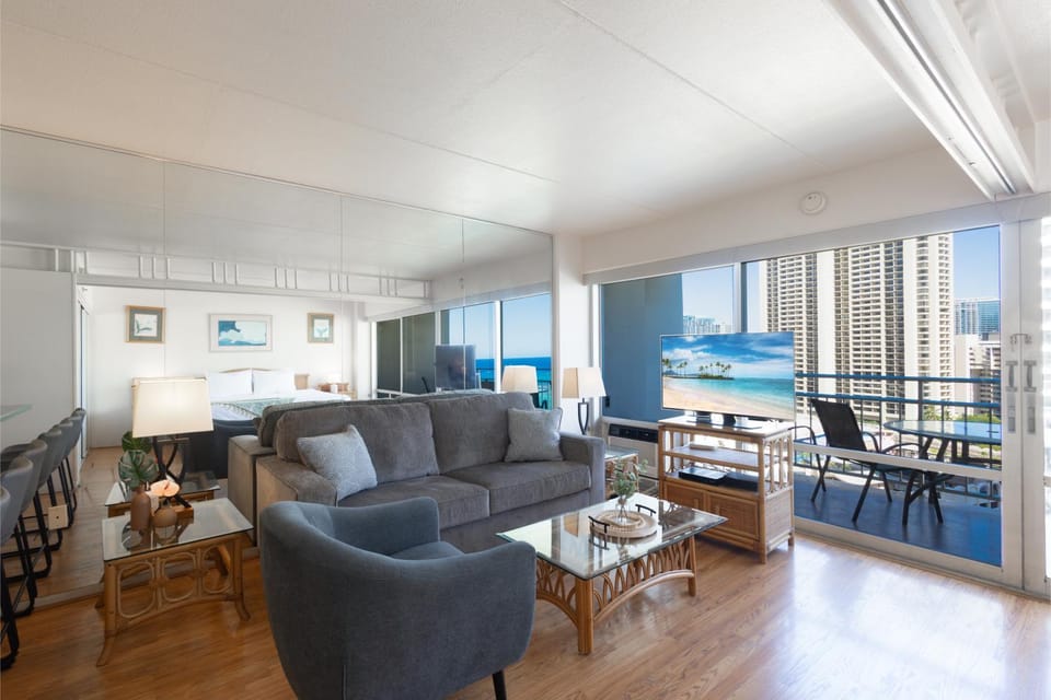 Ilikai Tower 1538 condo Apartment in Honolulu