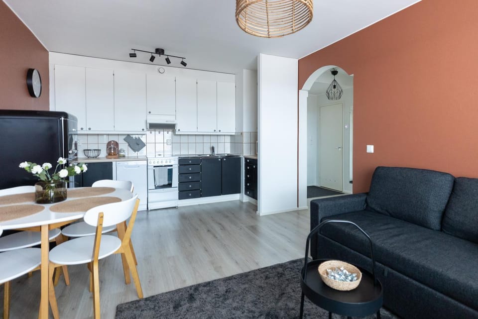 Kitchen or kitchenette, Seating area, Dining area, dishwasher, pet friendly, stove