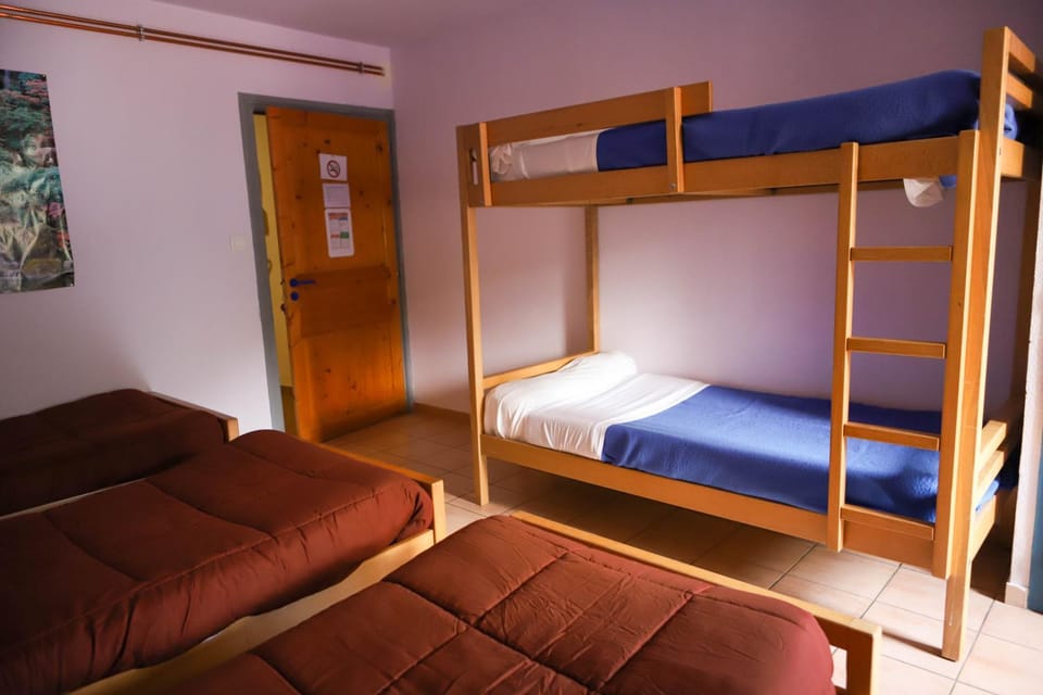AU CHAT BLEU Hotel in Auvergne-Rhône-Alpes