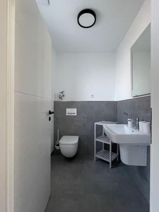 Toilet, Bathroom
