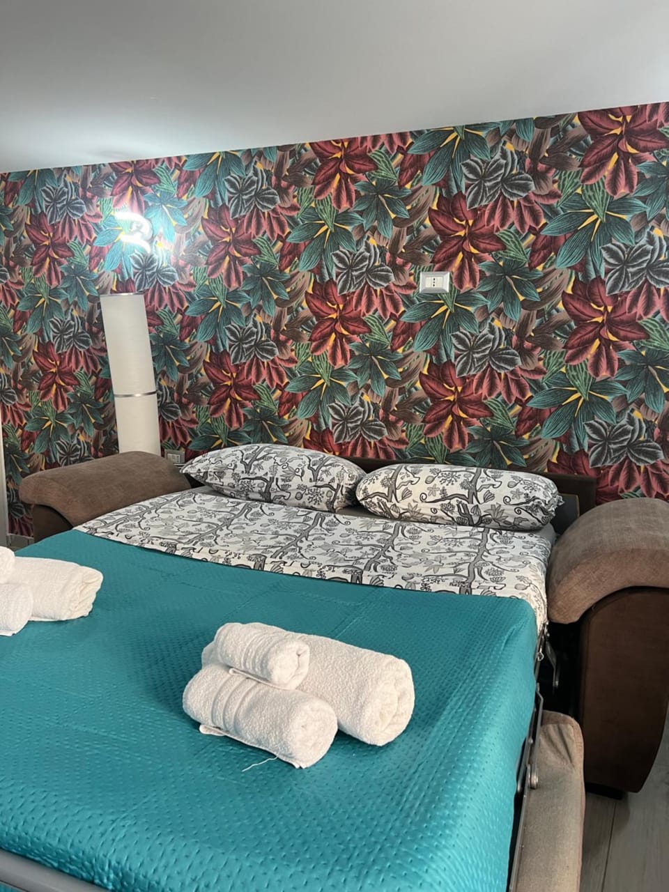 Napoli Centro-La Casa Di Lucio Bed and Breakfast in Naples