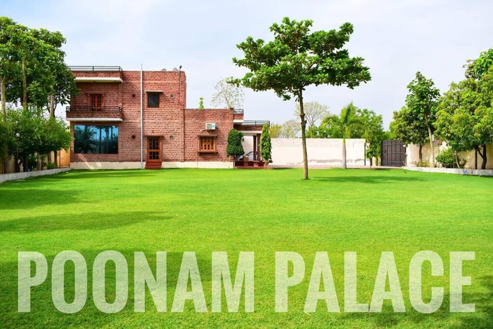Property building, Garden view