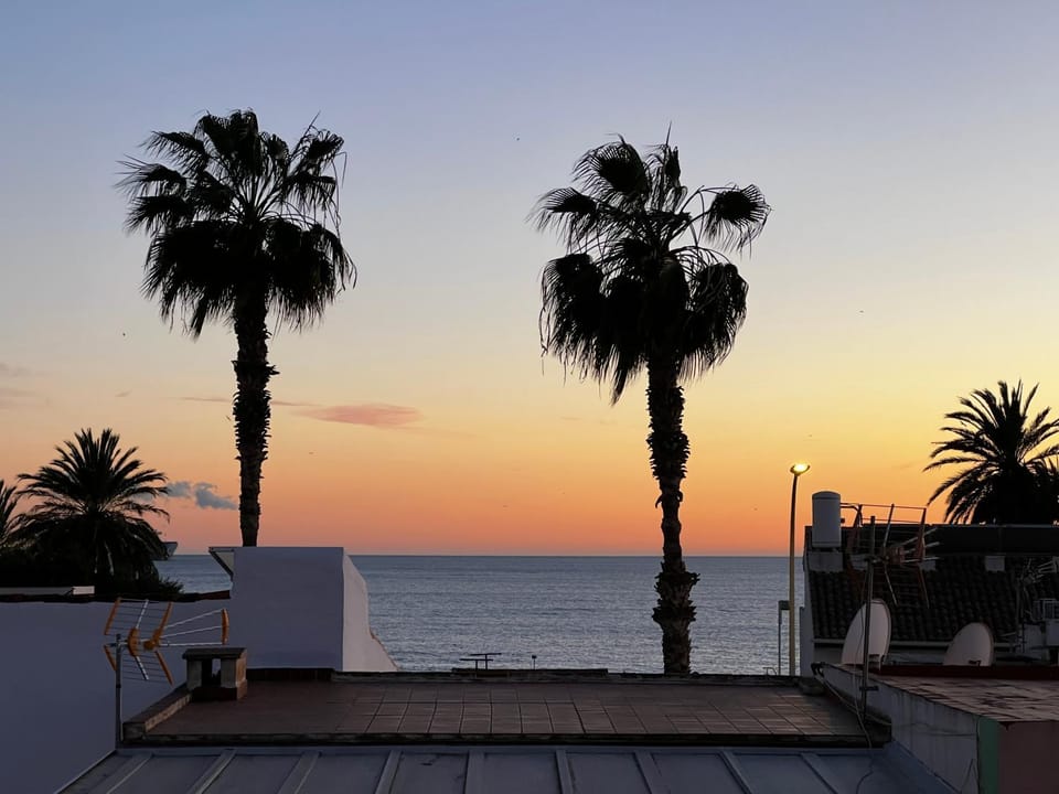 View (from property/room), Balcony/Terrace, Sea view, Sunset