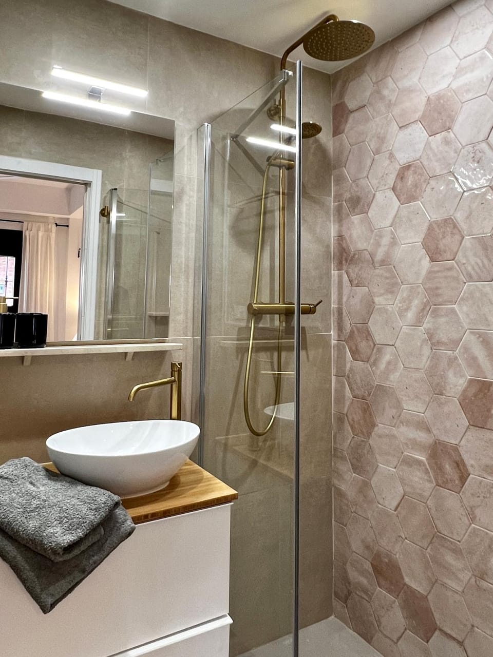 Shower, Bathroom