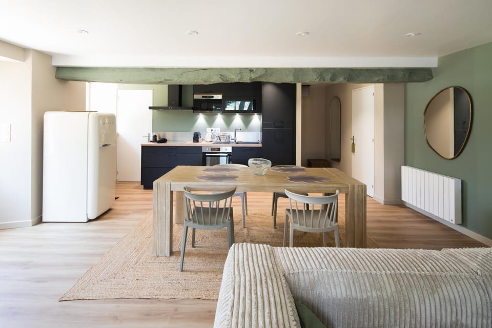 Living room, kitchen
