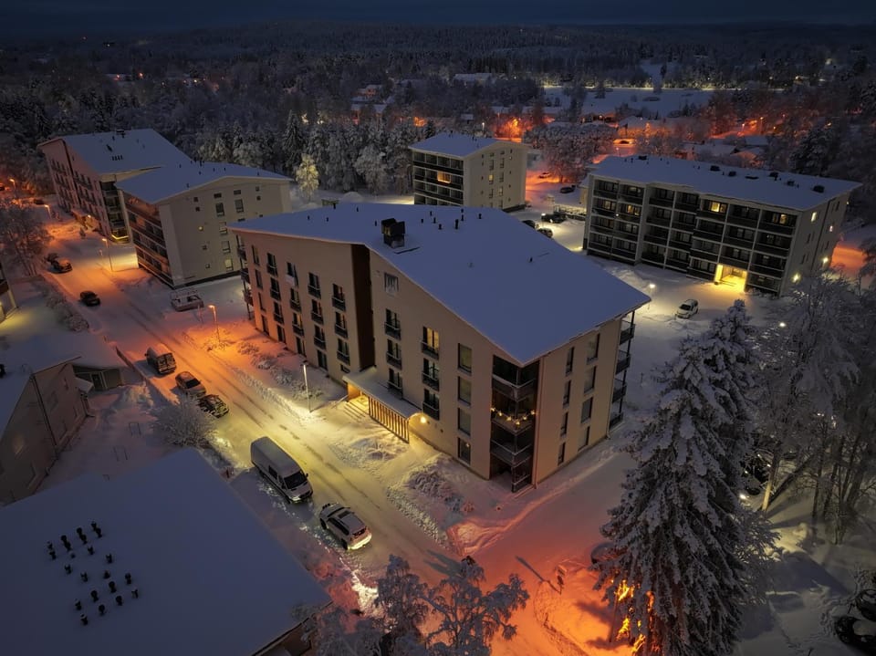 Property building, Neighbourhood, Bird's eye view, Winter, Street view