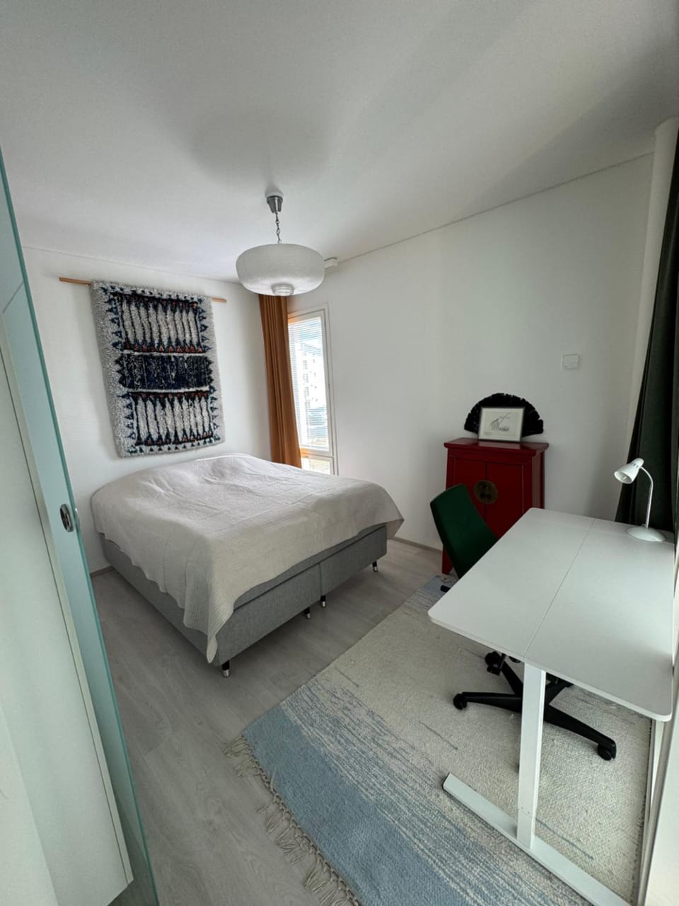 Bed, Photo of the whole room