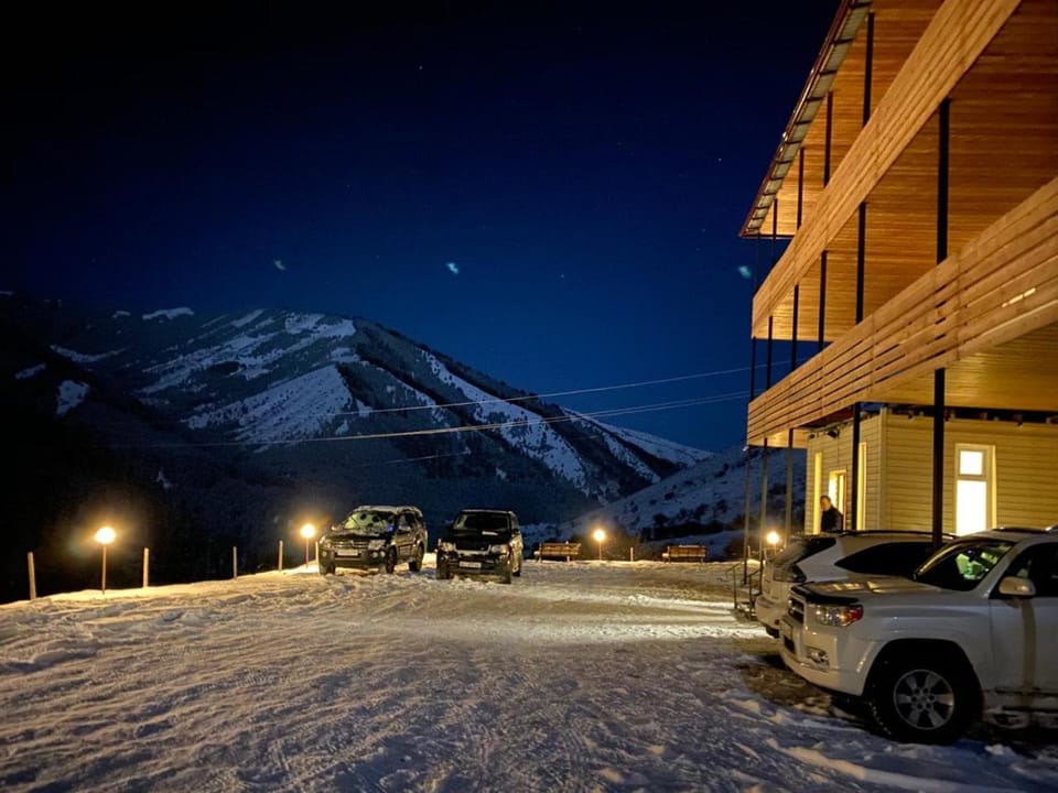 Property building, Night, Neighbourhood, Natural landscape, Winter, Mountain view, Parking