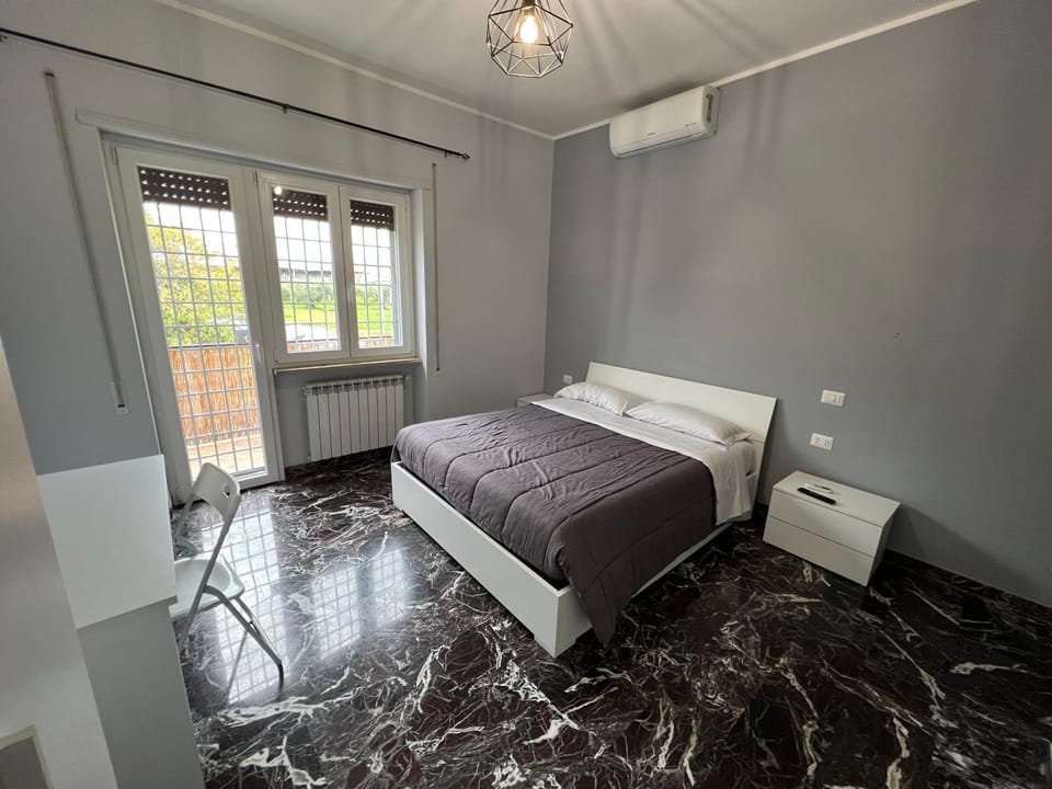 VillaRussoRoma Bed and Breakfast in Rome