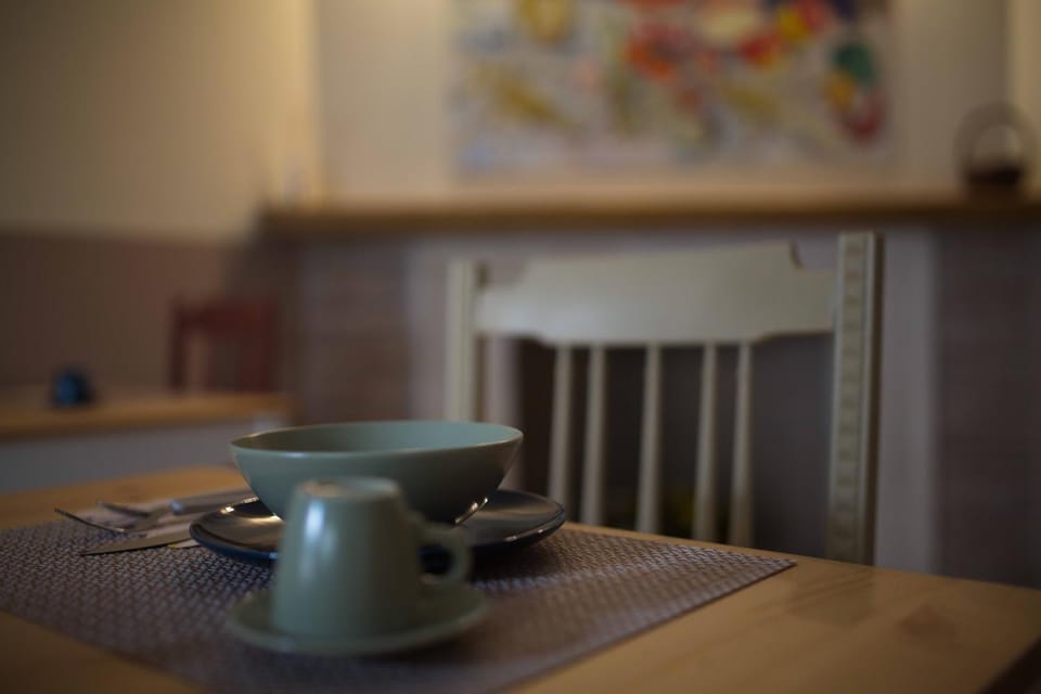 Coffee/tea facilities, Dining area, Breakfast