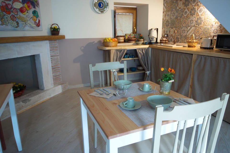 Dining area, minibar, stove