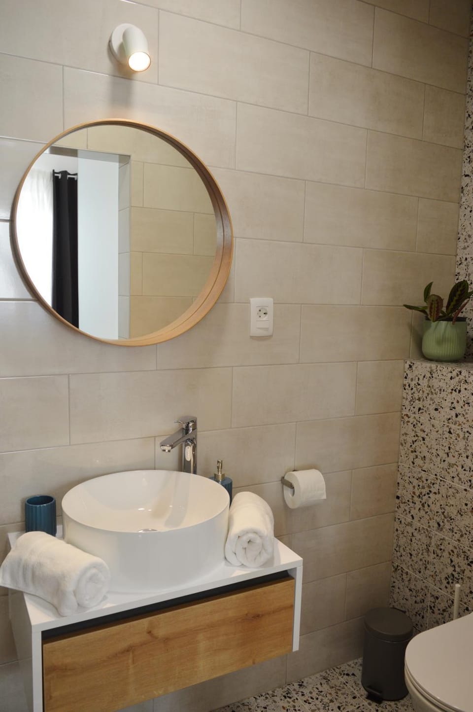 Toilet, Bathroom