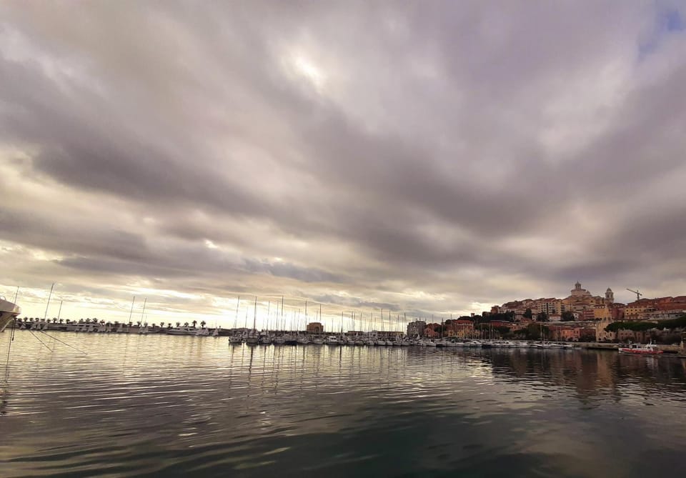 Appartamento vicino al mare _con giardino Apartment in Imperia