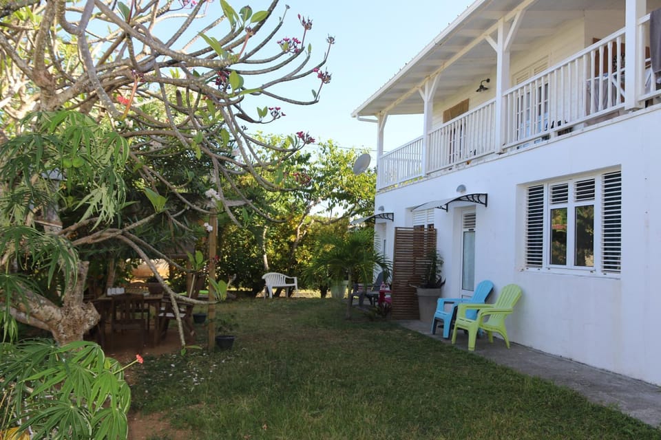 Property building, Garden