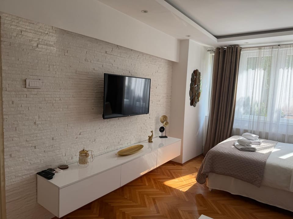 Golden Apartment Apartment in Serbia