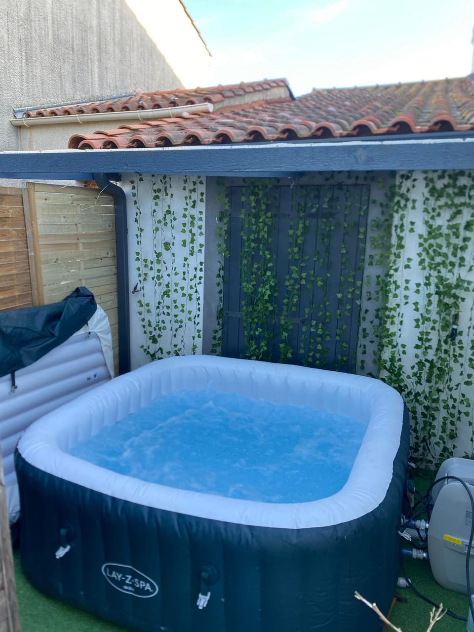 Carcalove - Pool, Billard & Jacuzzi - 10pax House in Occitanie