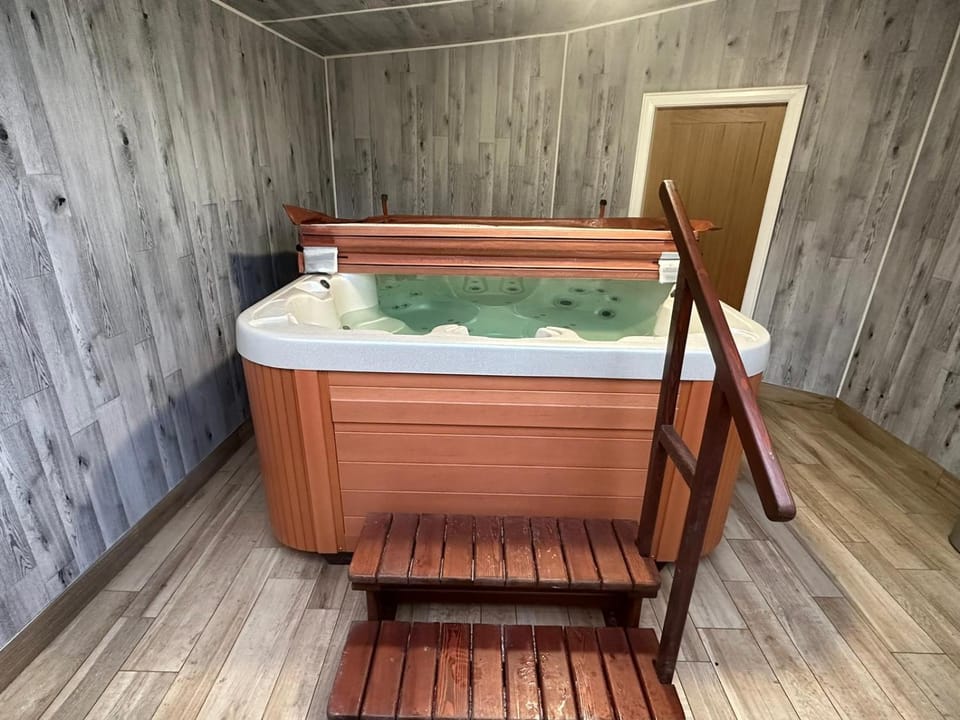 Hot Tub