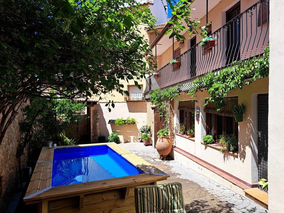 Patio, Swimming pool