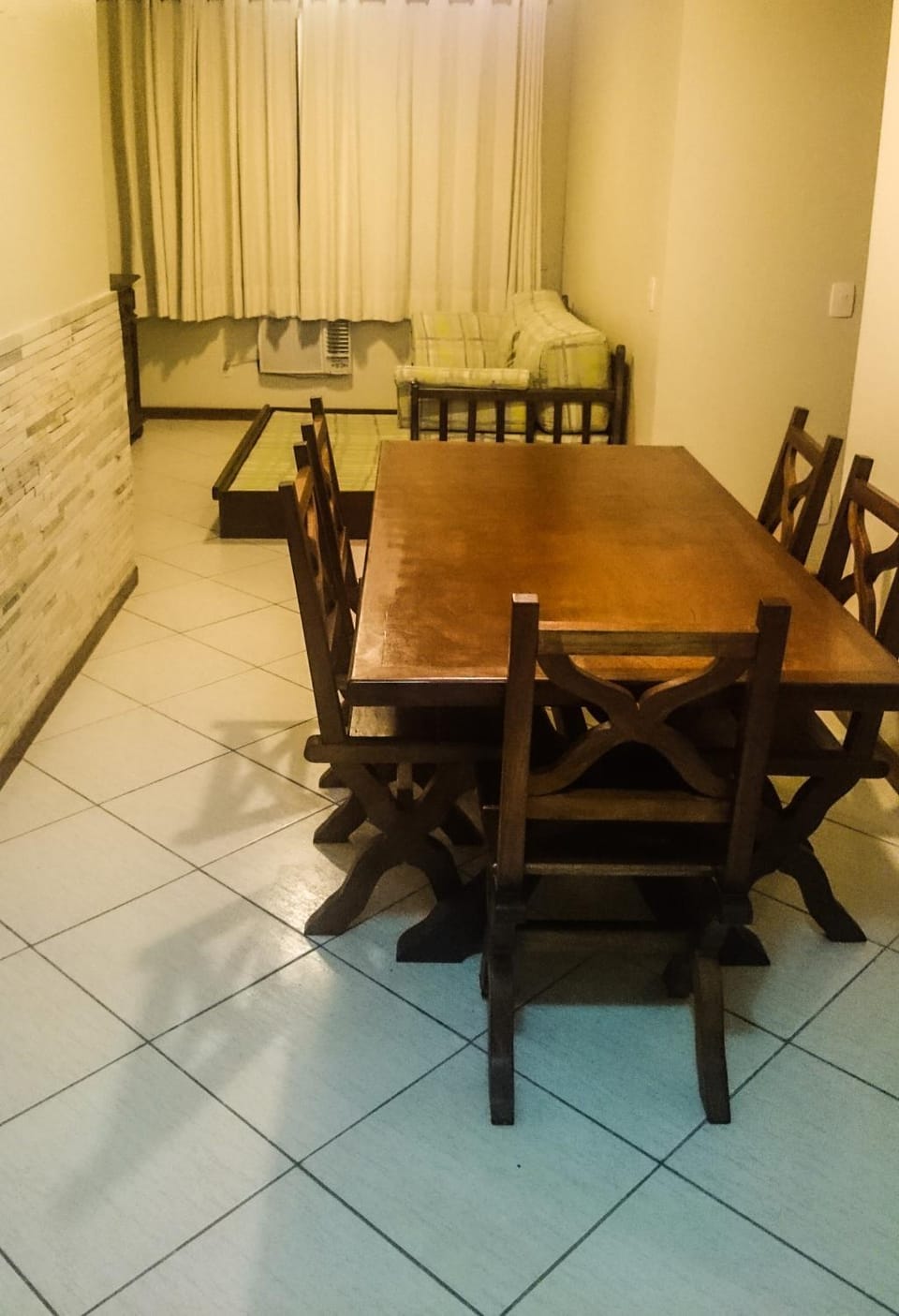 APTO A 50M DA PRAIA DO FORTE - AR CONDICIONADO Apartment in Cabo Frio