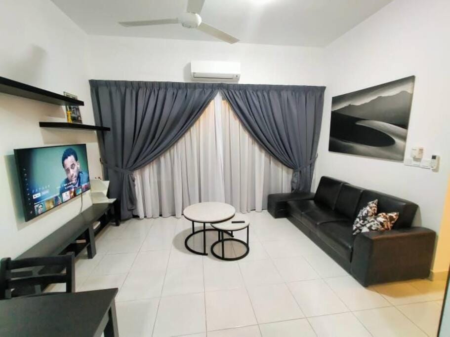 SS CondoStay Residensi Lili, Nilai nearby KLIA, USIM - infinity pool, wifi, smart tv Apartment in Negeri Sembilan, Malaysia