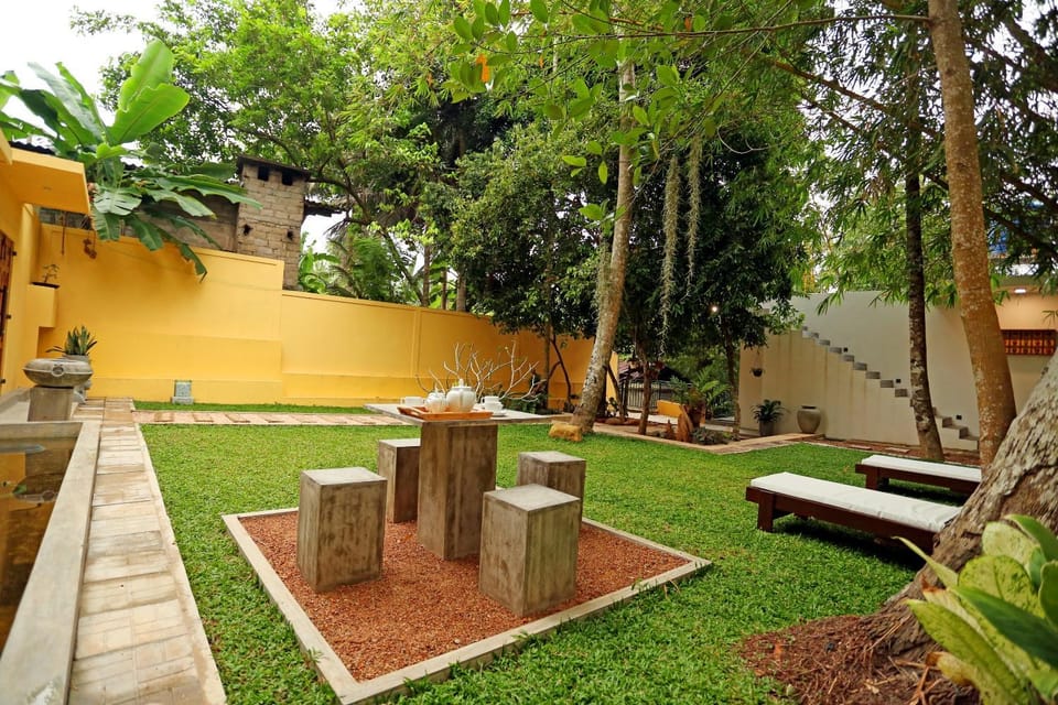 Garden, Seating area