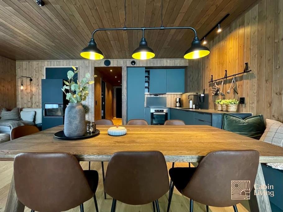 New ski in-out apartment with sauna in Hafjell Apartment in Innlandet