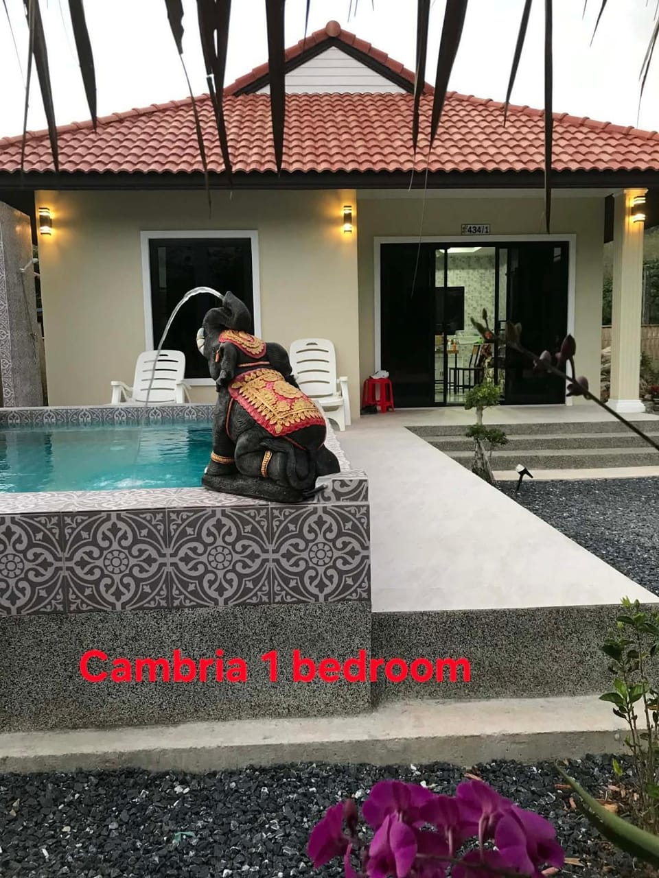 Villa Cambria by orchids pool villas House in Sala Dan