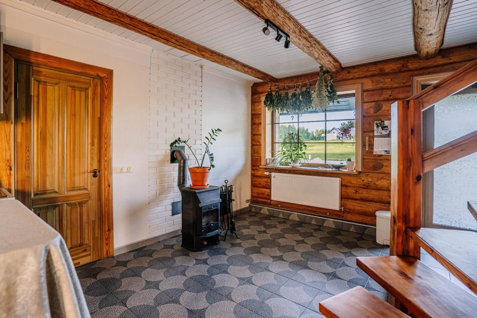 Brīvdienu māja ''Rātes'' Valmiermuiža House in Latvia