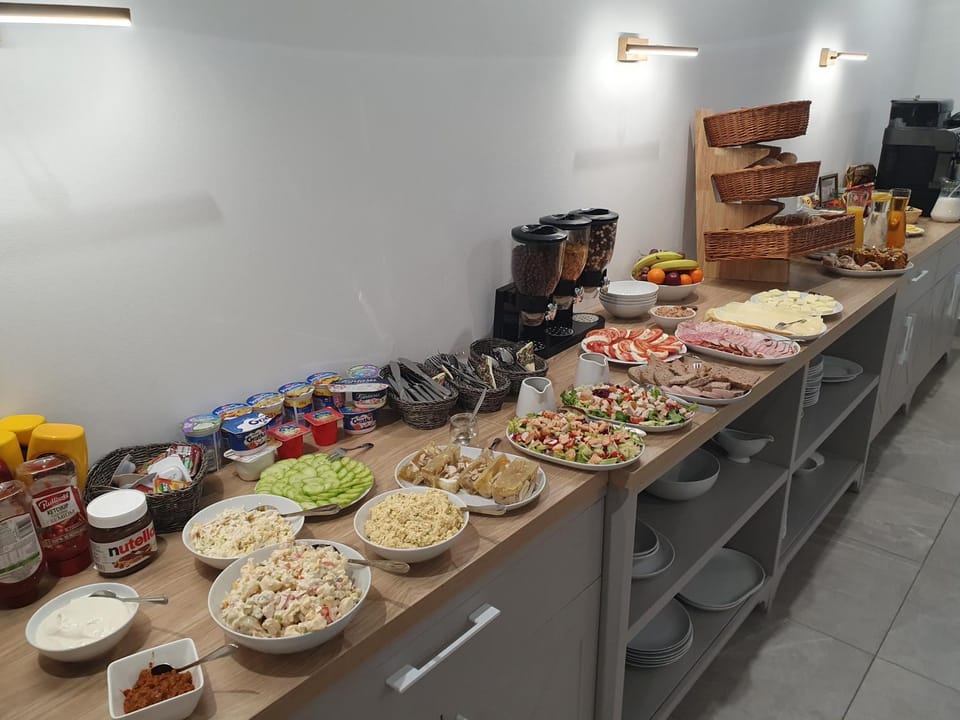Food and drinks, Food, Breakfast, Buffet breakfast