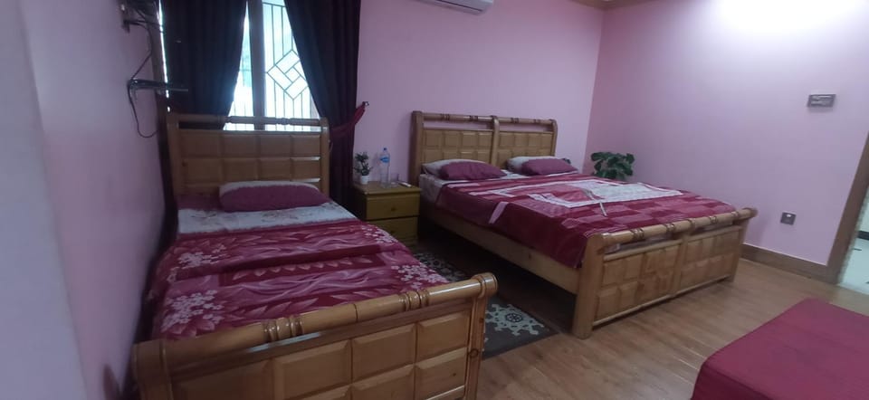 Bed, Photo of the whole room, Bedroom, air conditioner