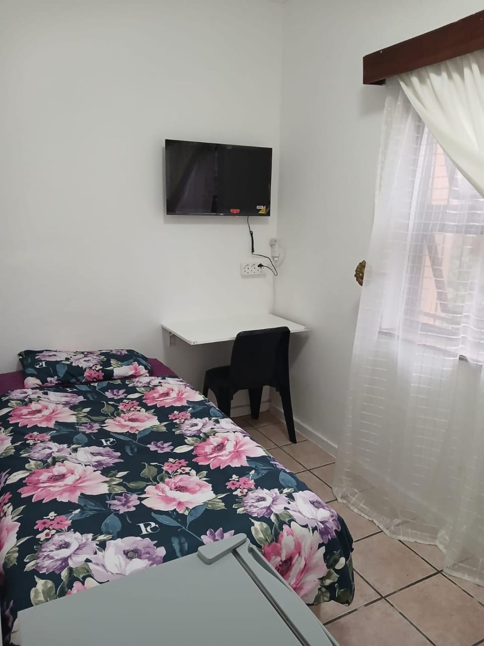 LRN Brackenfell Homestay Vacation rental in Cape Town