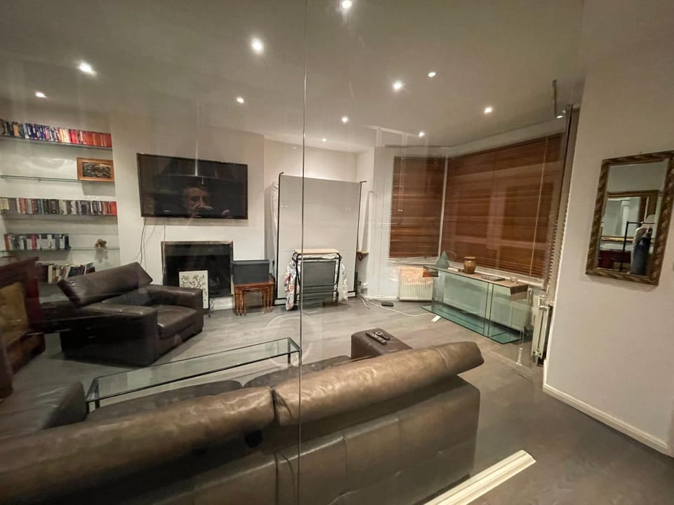 Library, TV and multimedia, Living room, Seating area
