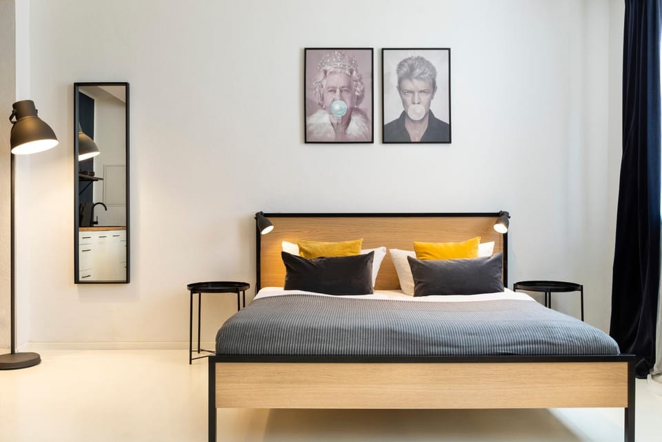 Bed, Decorative detail, Bedroom