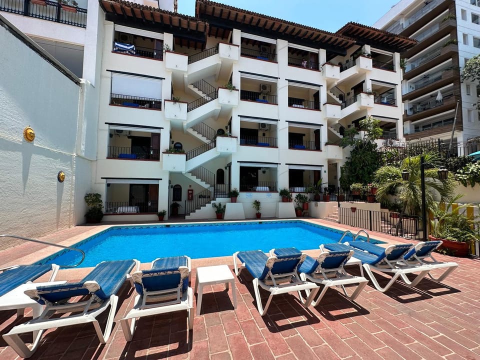 Property building, Pool view, Swimming pool, sunbed